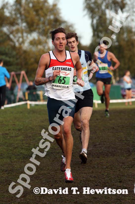 Ross Murray running the 2nd leg for Gateshead Harriers, National Cross Country Relays, Berry Hill Park, Mansfield. Photo: David T. Hewitson/Sports for All Pics